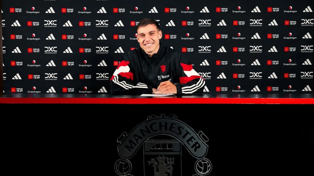 ugarte psg mu 4324.jpg